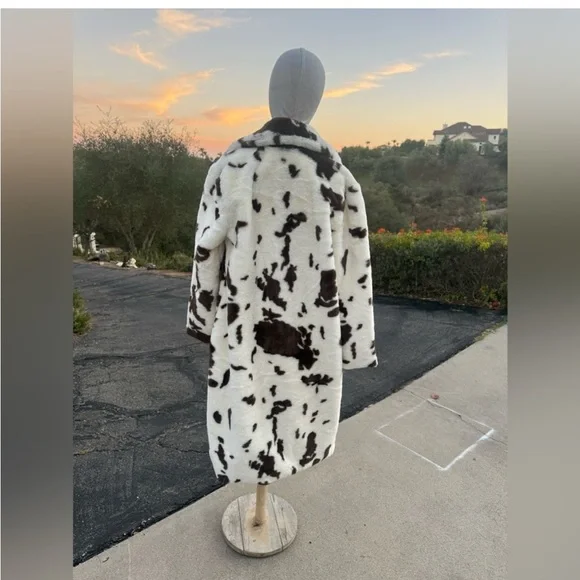 New Stoosh Chic Cow Print Faux Fur Coat - Picture 6 of 7